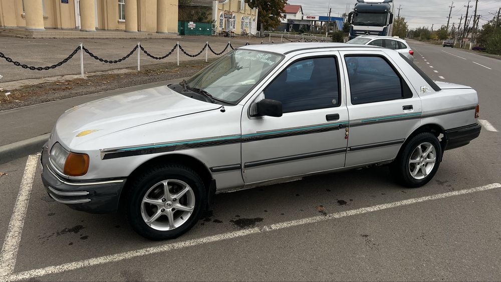 Продам Ford Siera