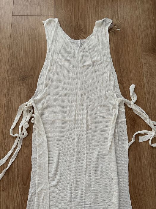 damska biała narzutka długa  plażowa sukienka z siateczki rozm M