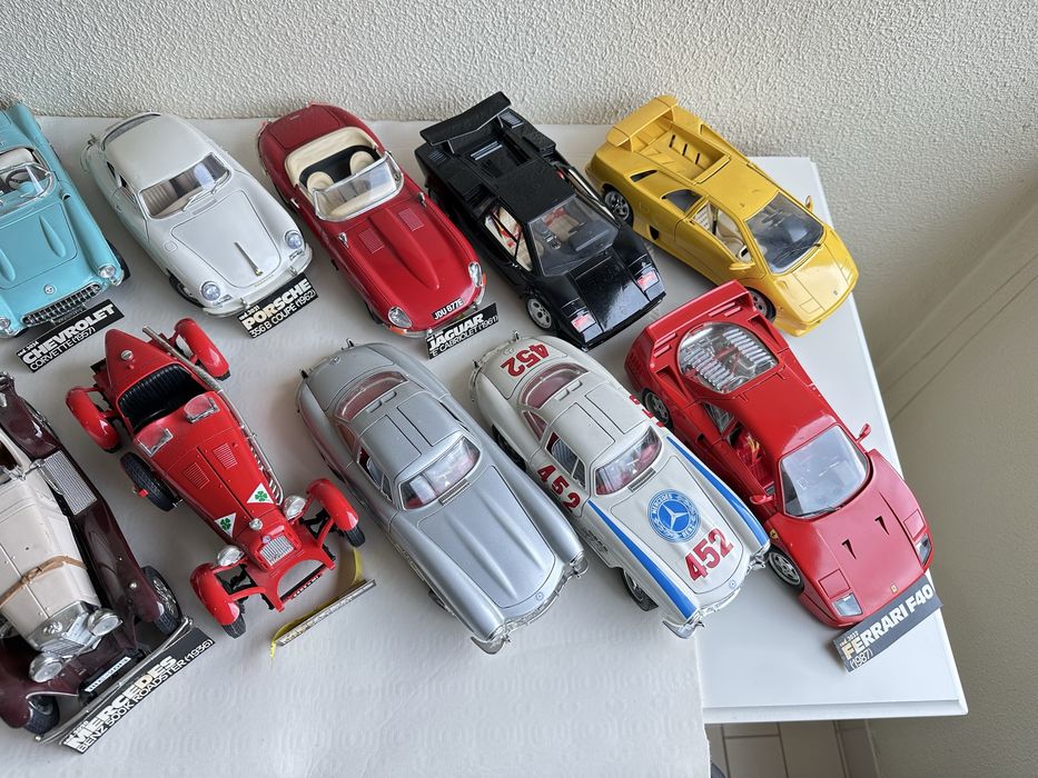 Carros miniatua - collection Borrago escala 1:18