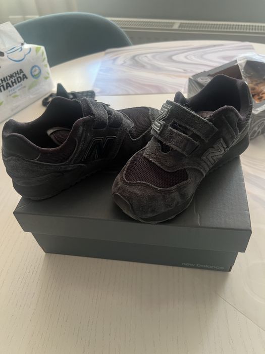 Кросівки new balans