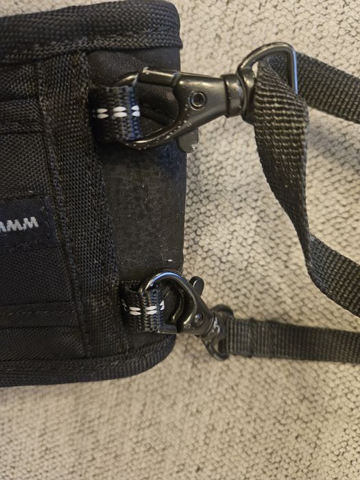Małe etui Lowepro