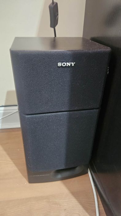 Sistema Philips + gira-discos + colunas Sony