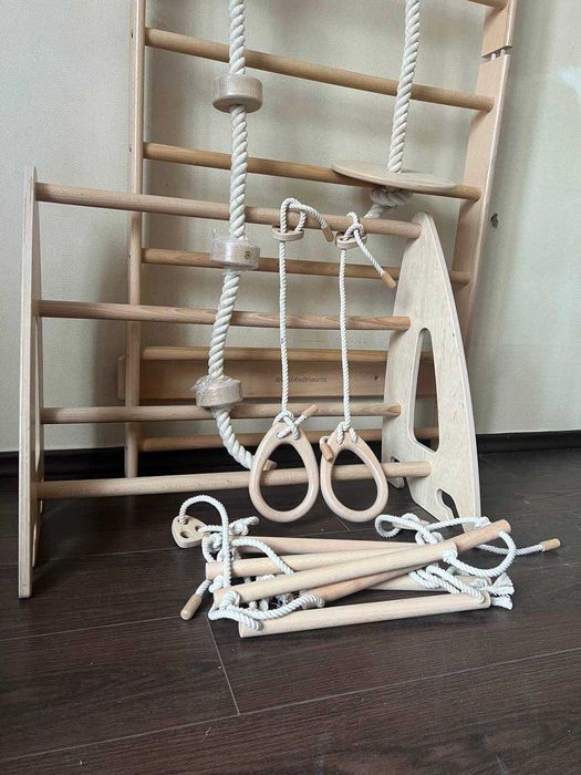 Детская шведская стенка с турником WoodandHearts