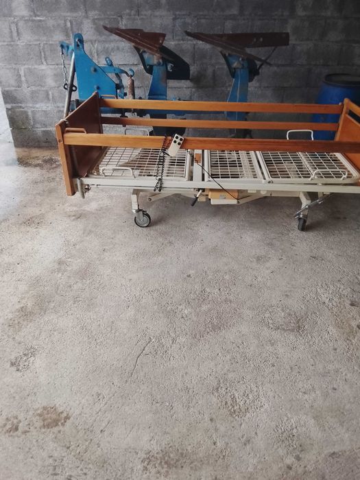 Vendo cama para acamados