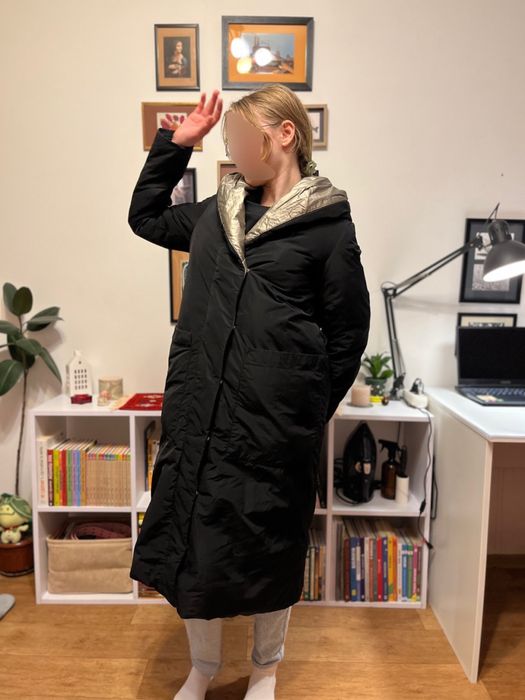 Довга жіноча куртка розмір S. Snow Beauty.