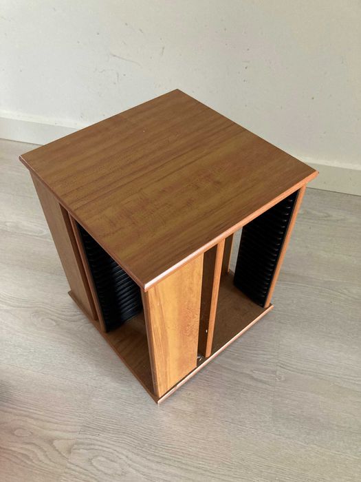 Rack para CD'S em Madeira