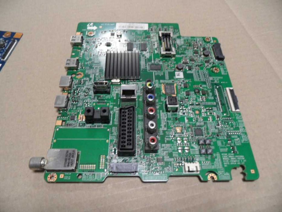 plyta glowna telewizora samsung  UE32H5500 BN94-07369A