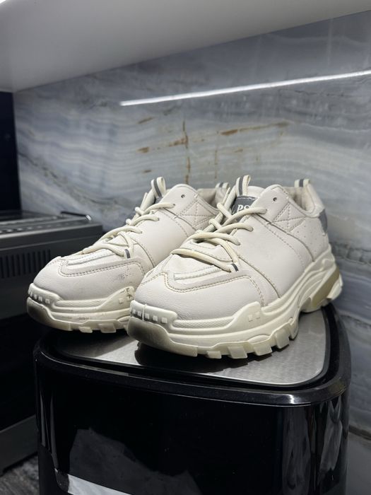 Кросівки  37 розмір