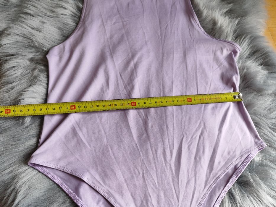 Liliowe body r.M