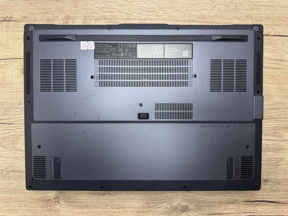 Asus Rog Zephyrus GU502L | 144Hz | i7-10750H | GTX 1660 Ti 6Gb