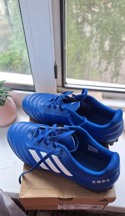 Сороконожки,  футзалки Adidas Copa