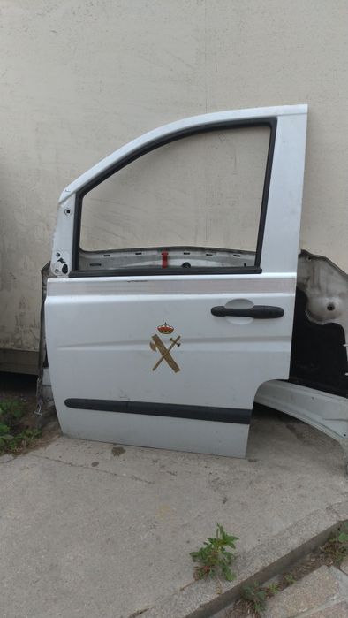 Porta lateral, frente esq./drt. Mercedes Vito/Viano (W639). 2004/2013