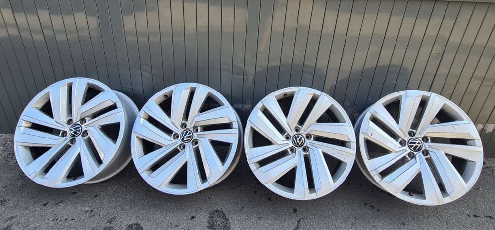 Диск Vw Atlas Атлас (18-25) 5X112 ET34 R20 8J 3QF601025P SEL Premium