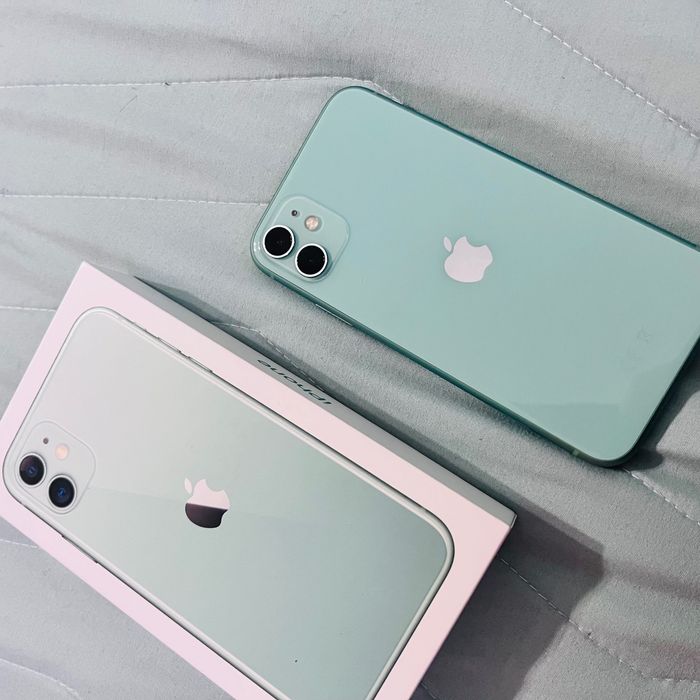 iPhone 11 на 64г