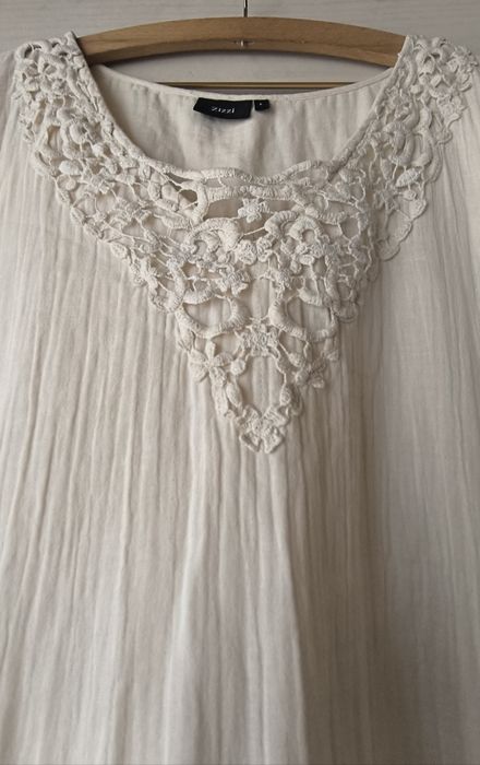 Sprzedam sukienkę damską.