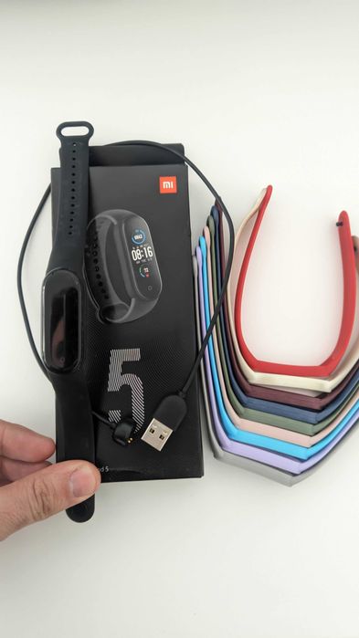 XIAOMI Mi Band 5 - Pulseira Desportiva (+Acessórios)