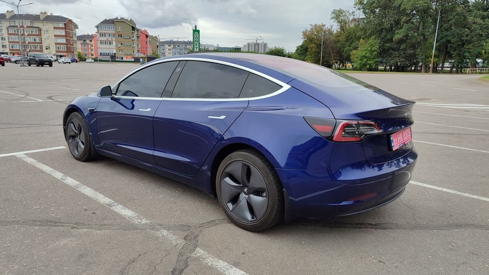 Tesla Model 3 Long Range