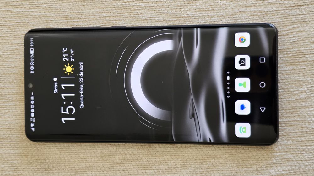 Conjunto Huawei (P30 Pro + Watch GT3 + SelfieStick AF15)