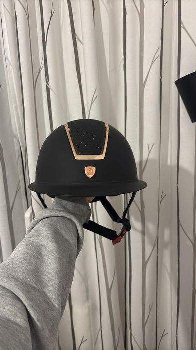 Kask jeździecki Tatini M - jak nowy