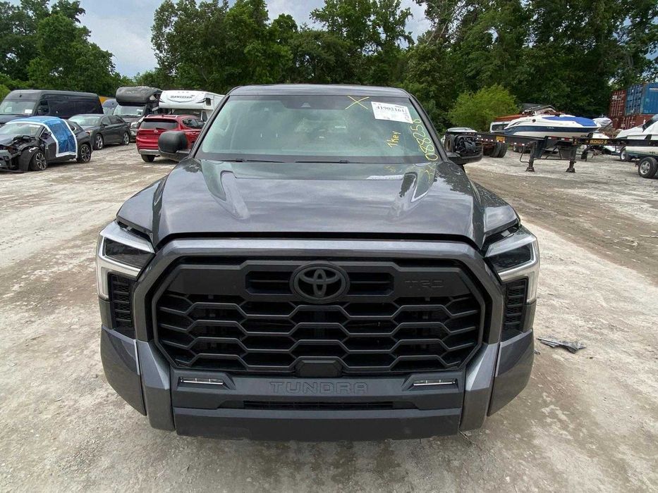 Бампер Накладка Тойота Тундра/Toyota Tundra/Sequoia 2022/2023/2024/2025/2026+