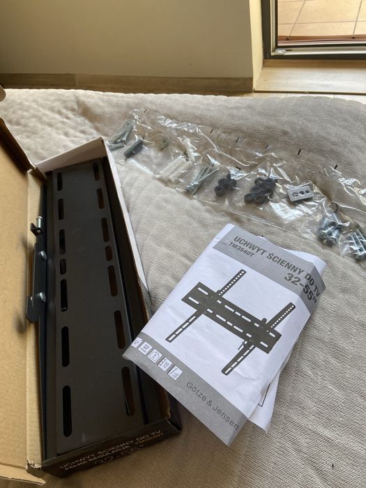 Uchwyt do TV czarny NOWY !!!