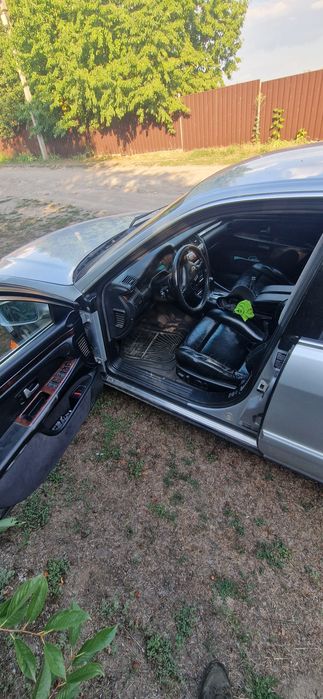 Продам audi a8 d2