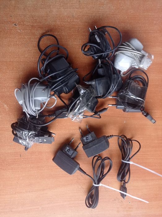 Зарядний пристрій для телефону 4.5/5вольт