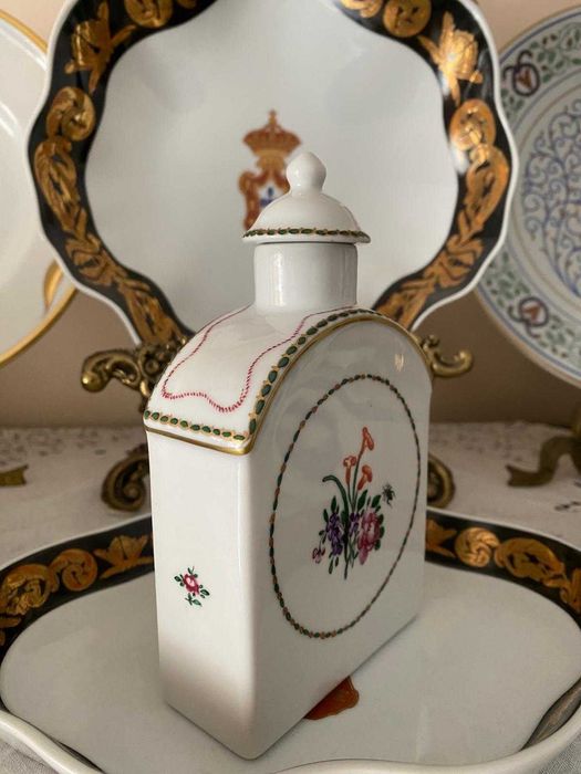 Frasco de Chá em Porcelana NG - Réplica Séc. XVIII - Palácio de Queluz