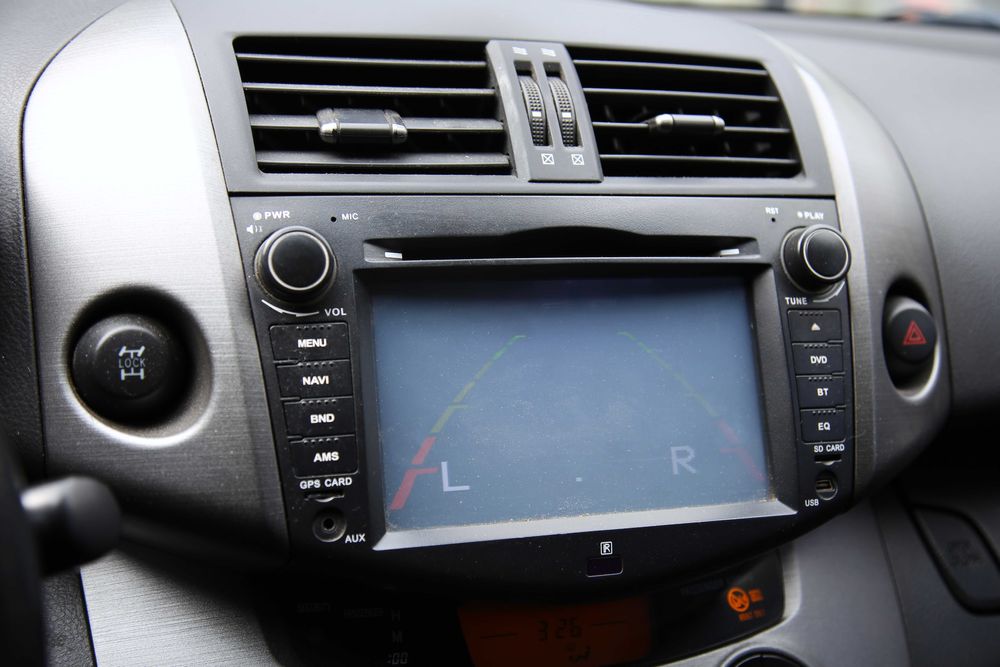 Продам Toyota Rav 4