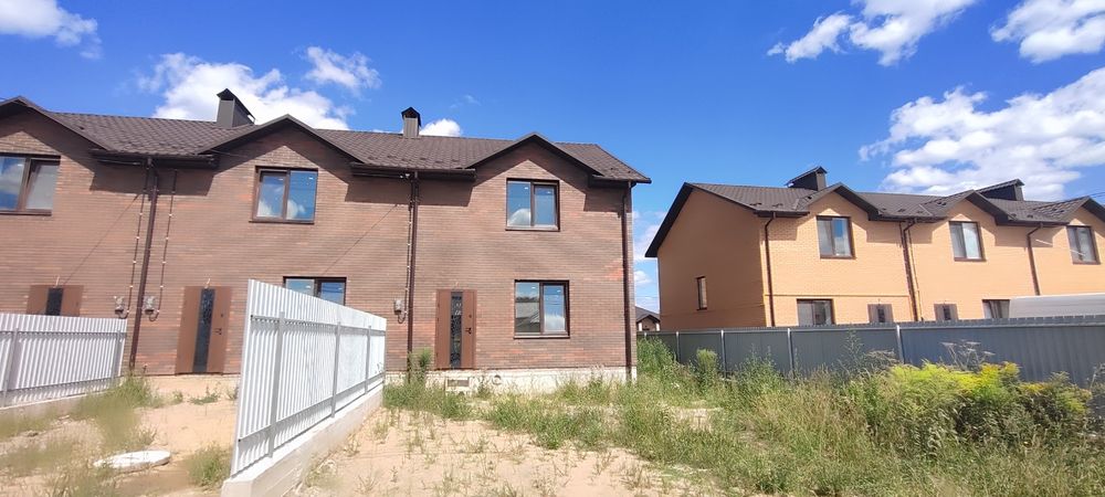 Продаж кутового таунхауса від забудовника, без комісії, чистовий стан