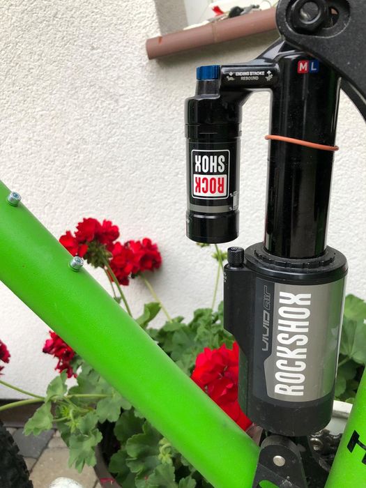 Rower Giant full suspension