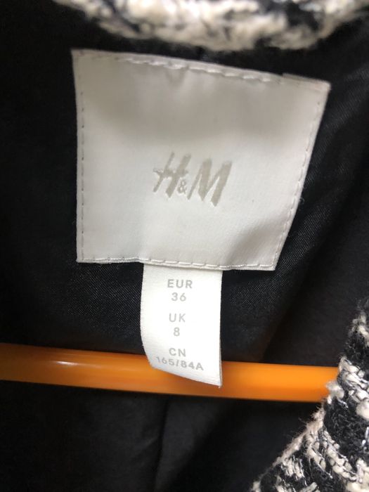 Стильний твідовий піджак в гусячу лапку. H&M.