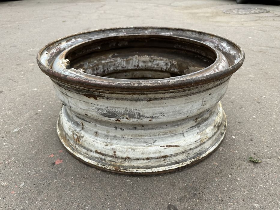 Диск колеса 22,5 8,25 безкамерной шины икарус лаз раб