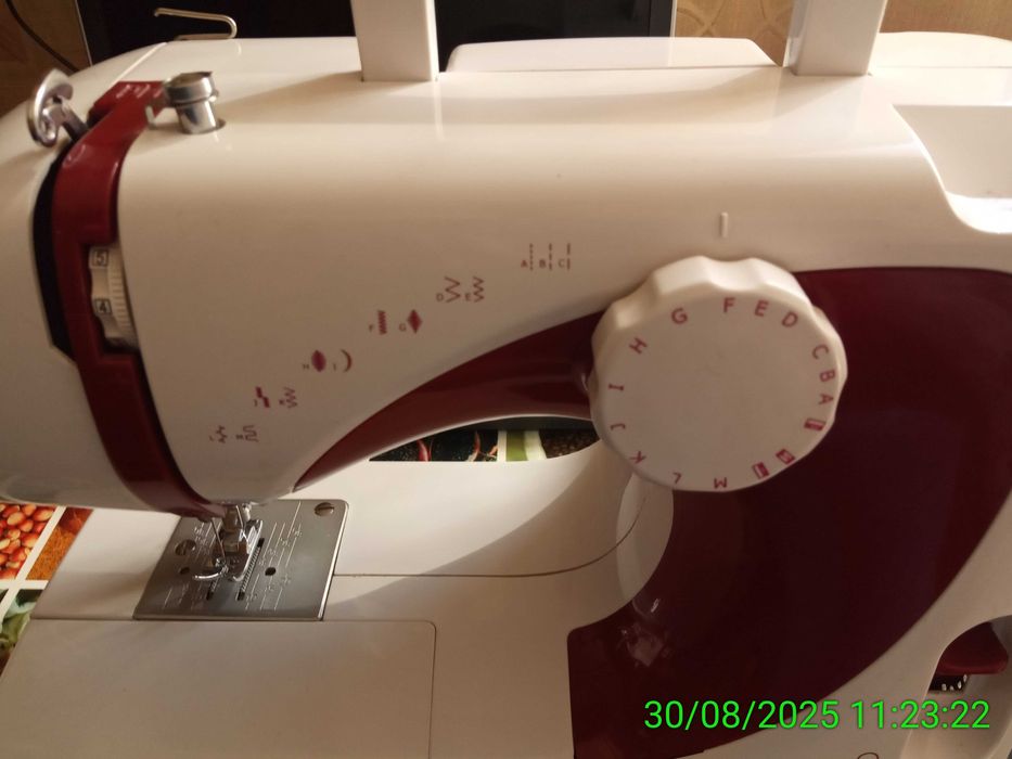 Швейна машина ORION.