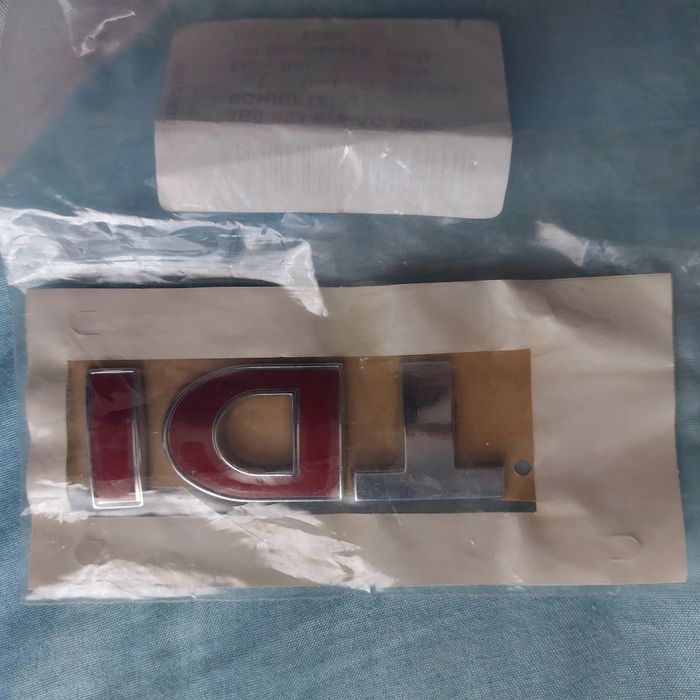 Emblema de automovel TDI