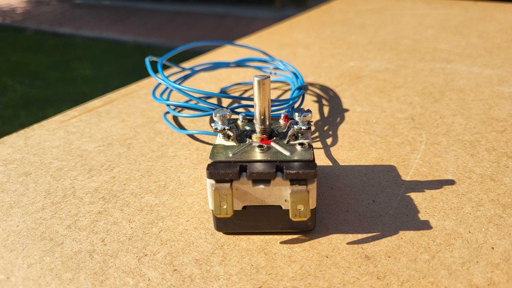 Regulator temperatury B115-A002 Mera-Pnefal pralki POLAR PDS 585