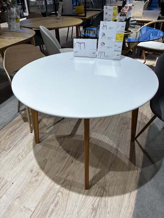 Stól bialy  Jysk NOWY