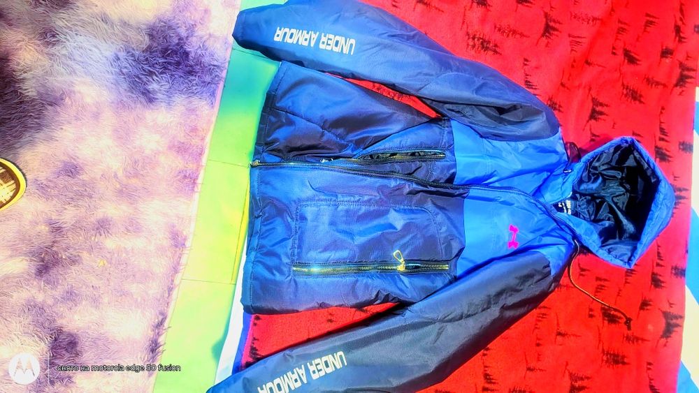 Продам мужскую куртку