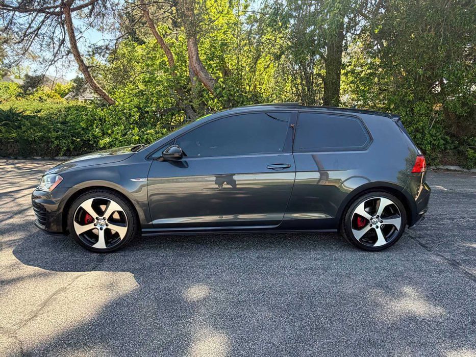 Volkswagen Golf GTI      2015