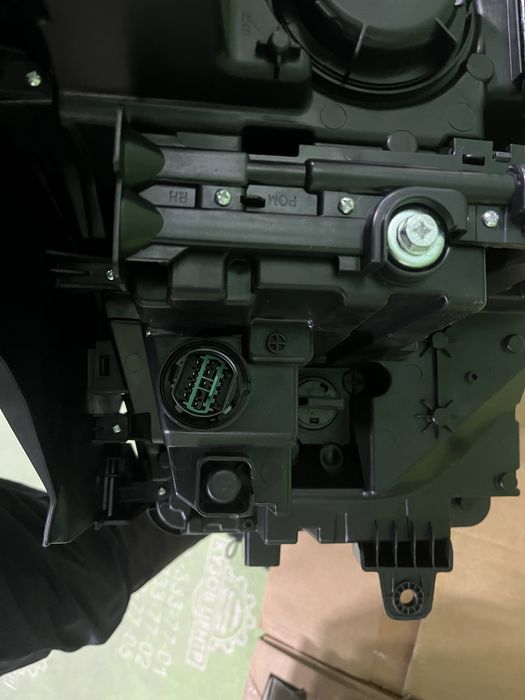 Фари фара левая правая Hyundai Santa Fe TM 4 2021-2025 hybrid гибрид