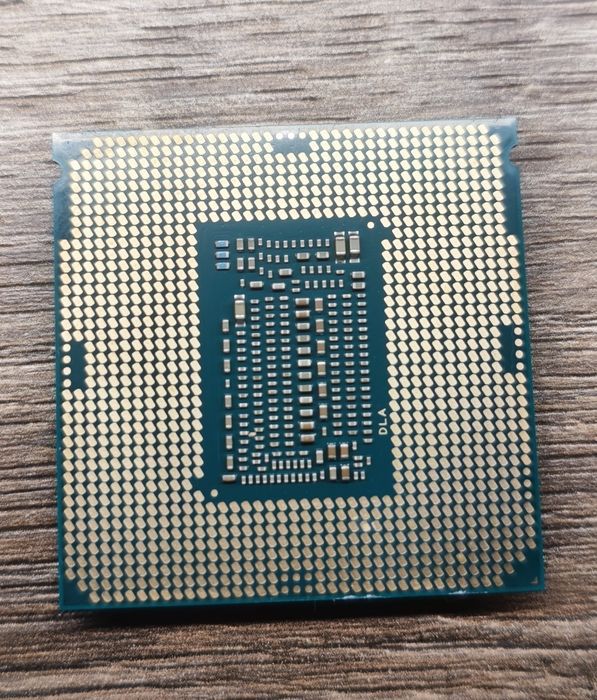Sprzedam lub zamienię Procesor Intel core i5-9600 k.