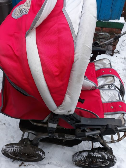 Отдам коляску для двойни