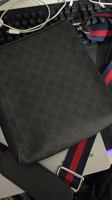 Bolsa da Gucci gg black small messenger bah