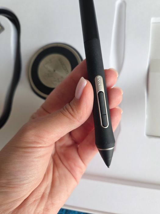 Tablet Wacom Intuos Pro M + rękawiczka