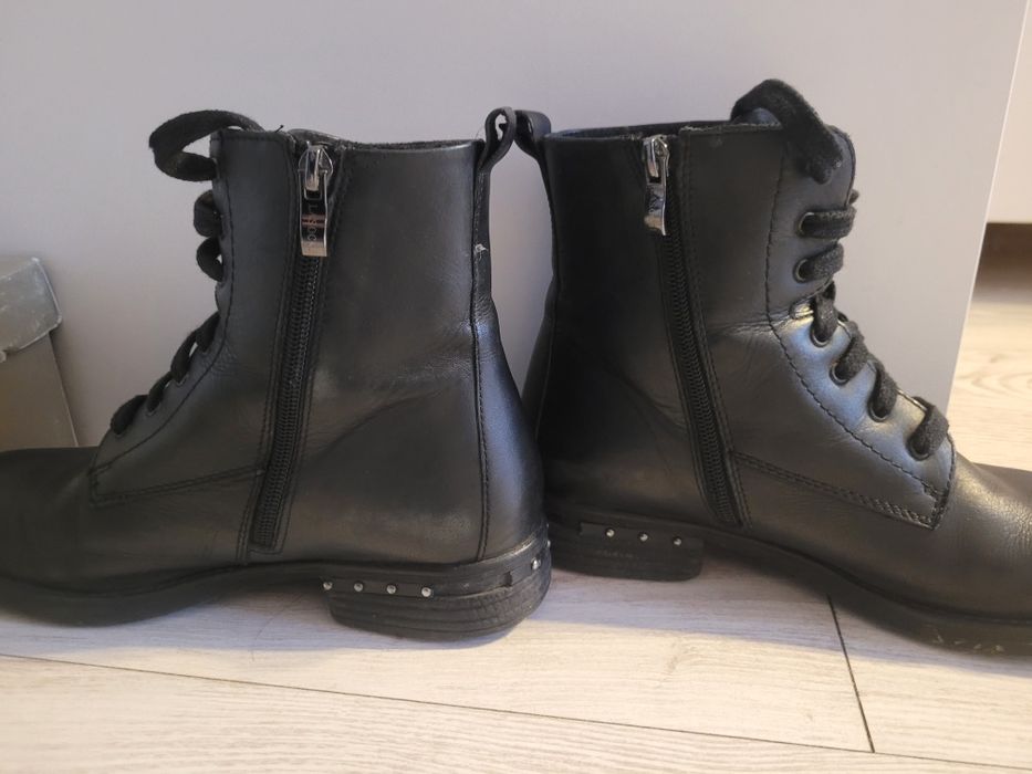 Skórzane botki Lasocki r. 39