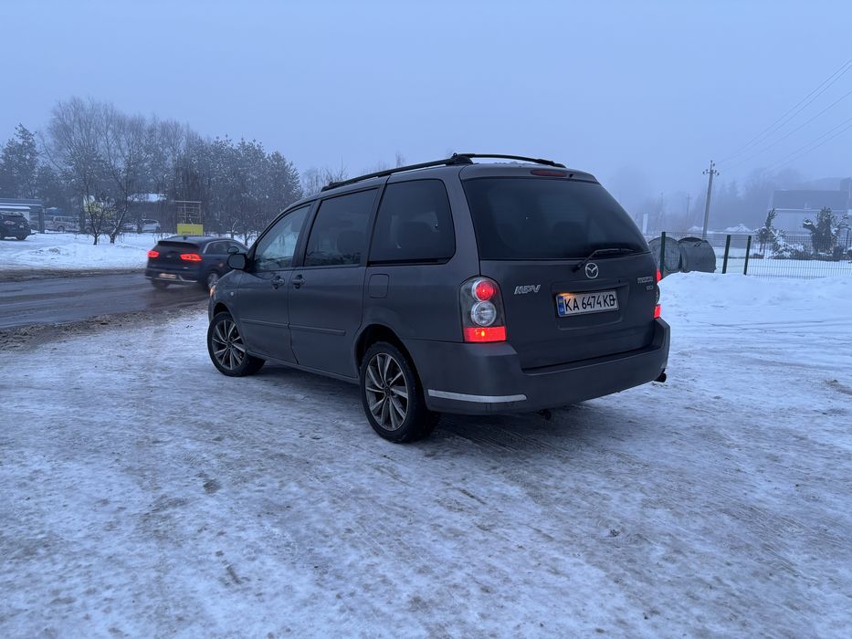 Mazda MPV  6+1  2005 автмат  газ/бенз
