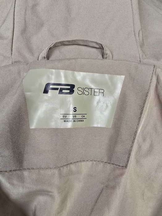 Куртка вітровка fb sister, розмір s-м
