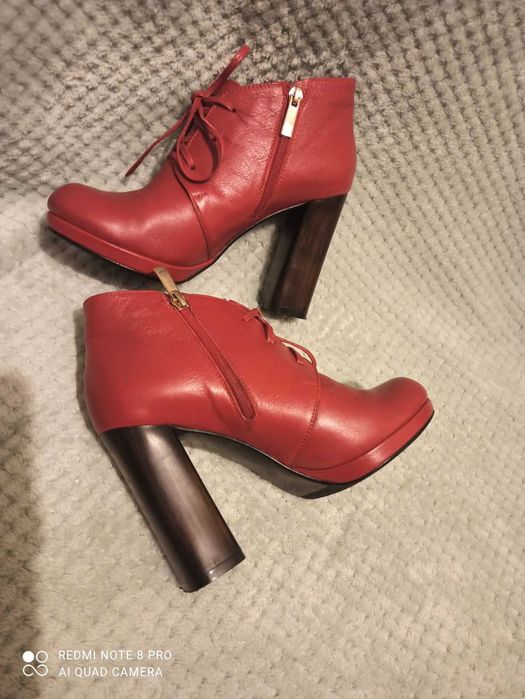 Продам напівчеревики жіночі на каблуку. Натуральна шкіра. Нові