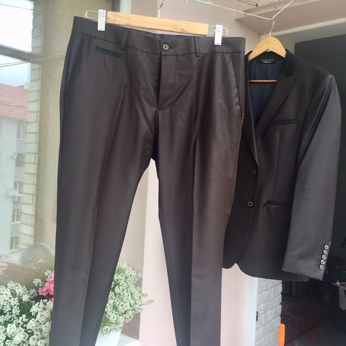Костюм брючний Zara man, чоловічий костюм