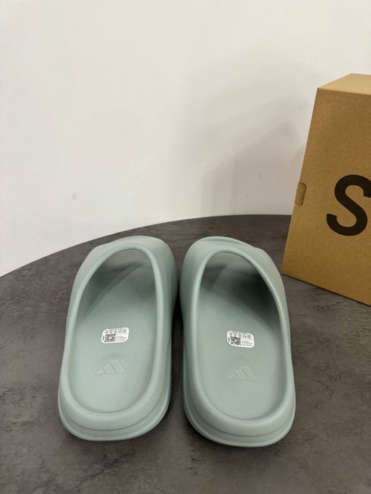 adidas Yeezy slide salt 43 rozmiar